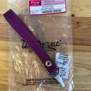 ThirtyOne Wristlet Strap.